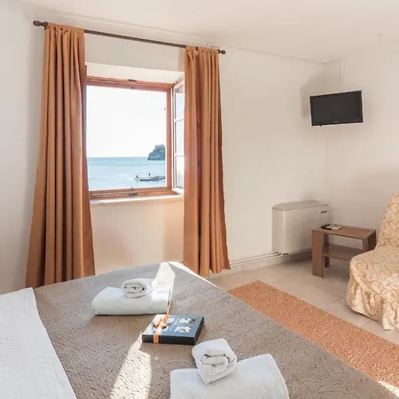 Apartment R Club Old Town Budva