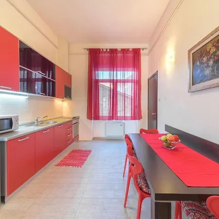 Apartment R Club Old Town Budva