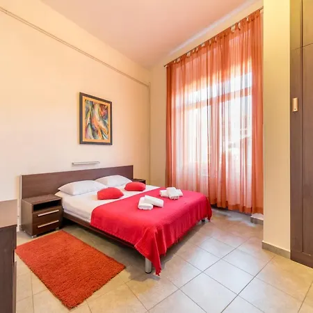 Apartment R Club Old Town Budva